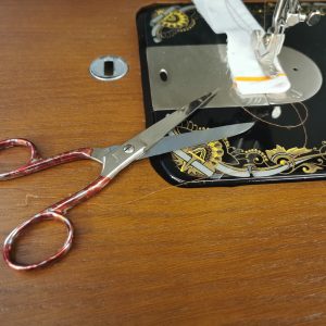 Tesoura de Costura – Asa Vermelha